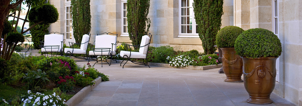 WARNHOLZ Immobilien GmbH -